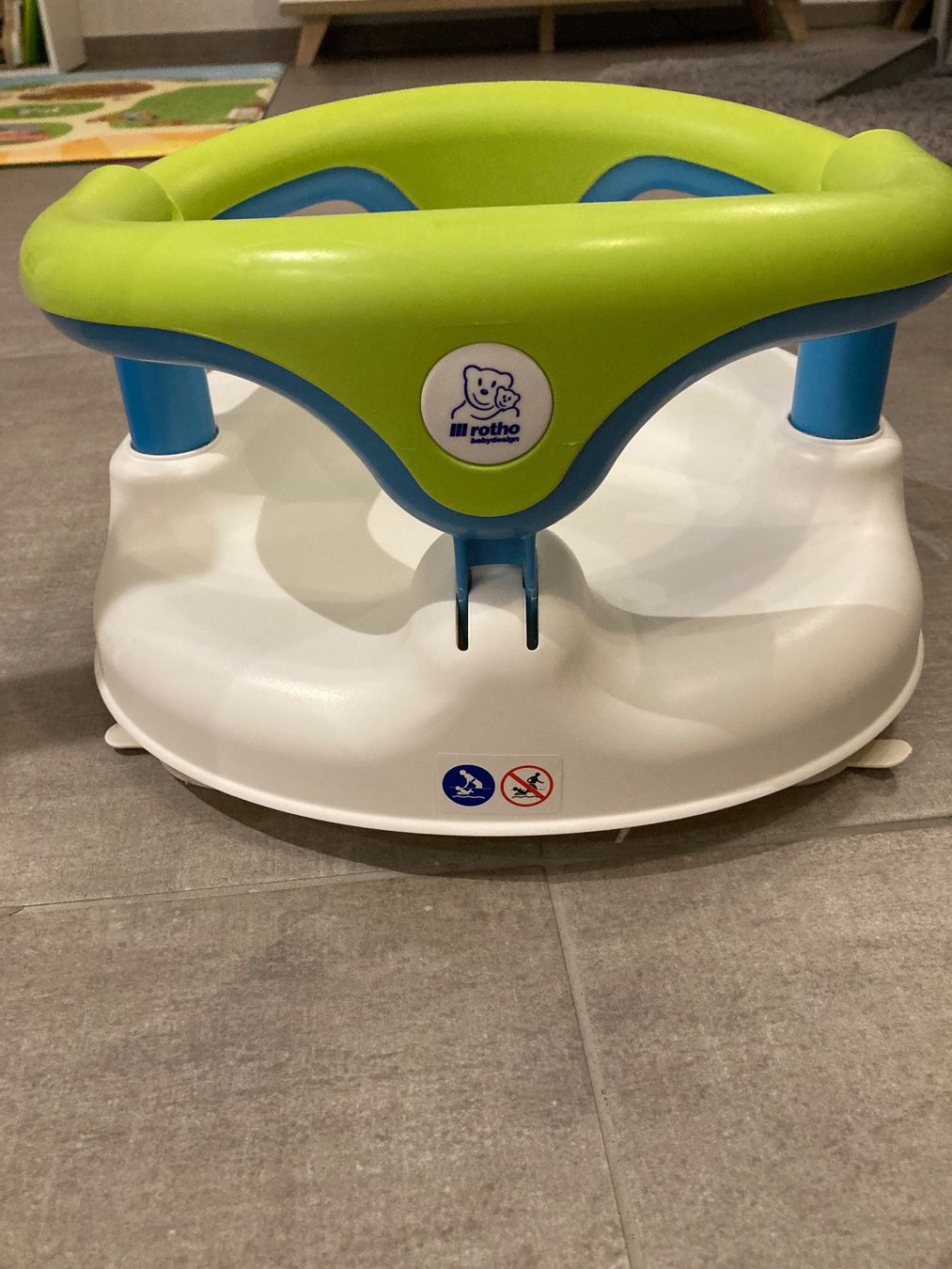 Seggiolini per auto: Siège de bain pour bébé, marque Rotho – Usato da Treyvaux venduto da piclucile