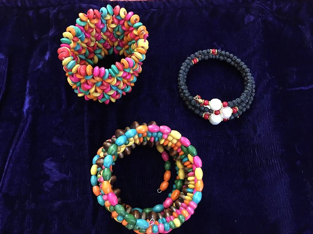 Bracciali & Braccialetti: Armbänder Spiralen – Usato da zürich venduto da shantima 1