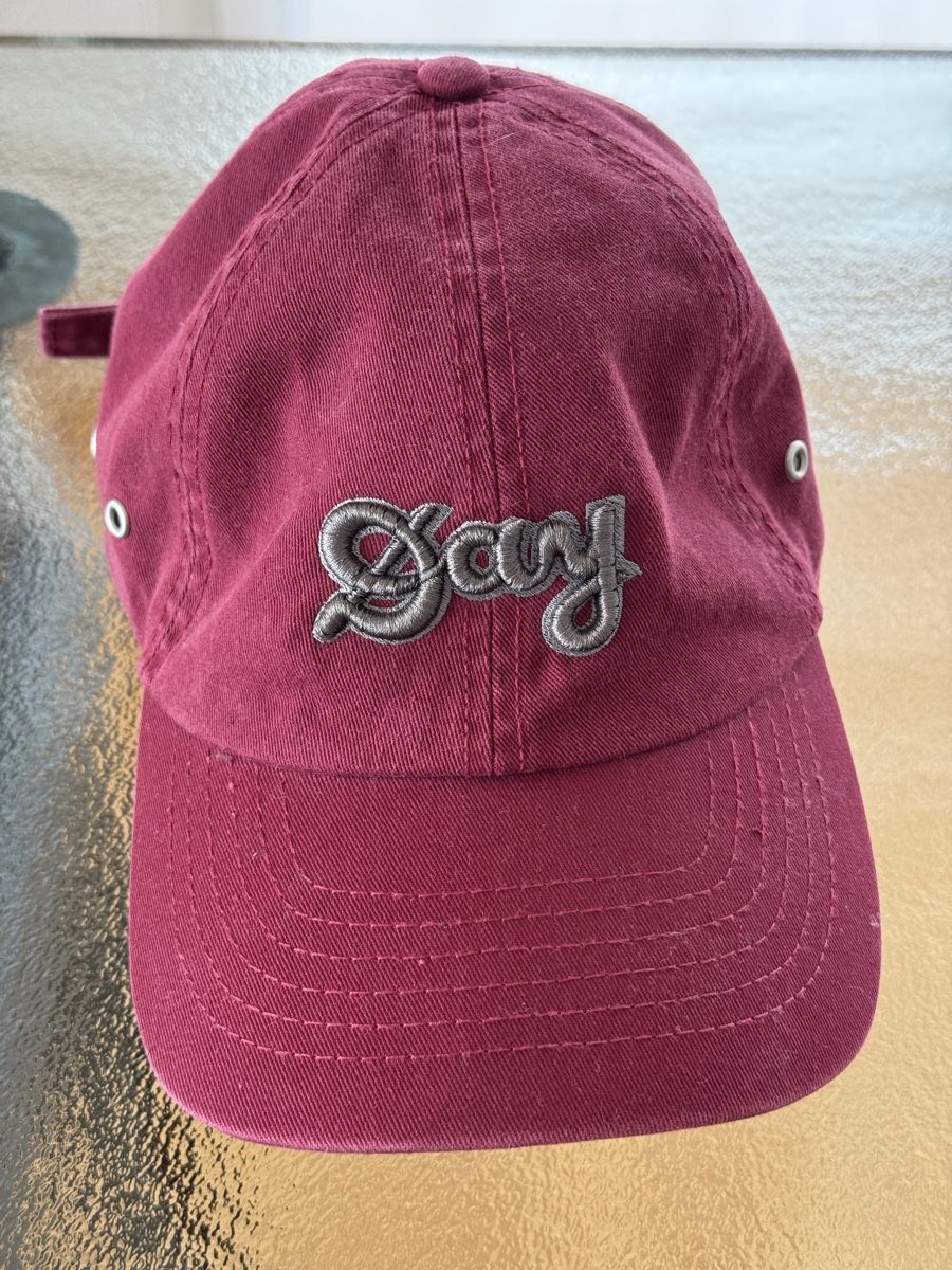 Copricapi, berretti & cappellini: Day Company Cap, weinrot, Baumwolle – Nuovo (secondo la descrizione) da Schöftland venduto da Guccigirl