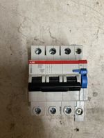 ABB Leitungsschutzschalter 4 polig C32 6kA S453E Smissline