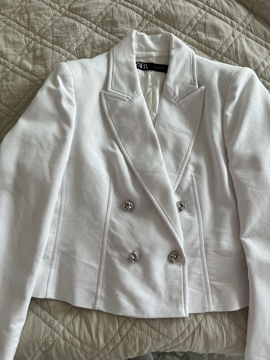 Zara Jacken: Zara short blazer – Gebraucht aus Zollikerberg von Mei1844 1