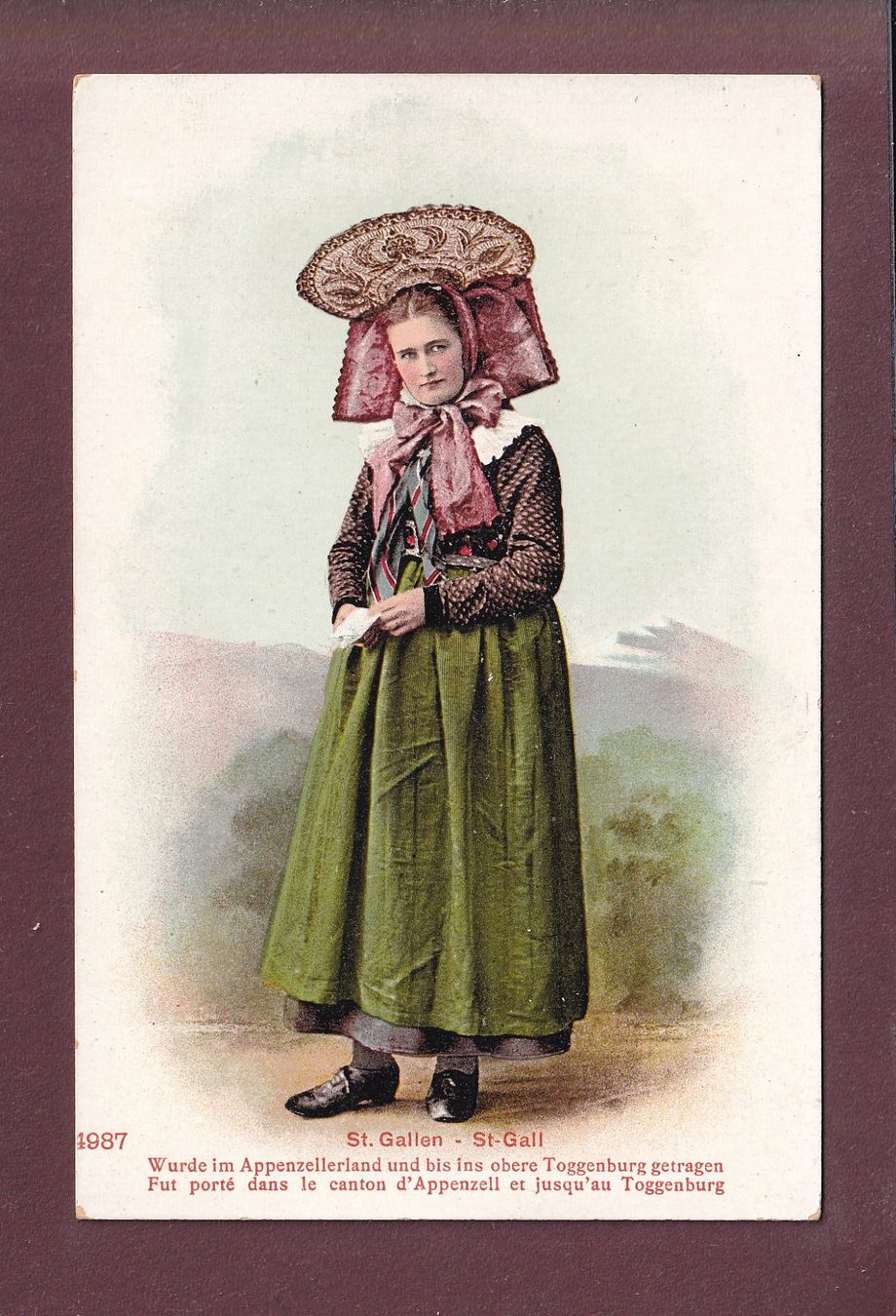 Cartoline postali: ST. GALLEN - Tracht – Usato da Pully venduto da nicecards