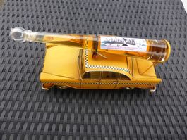 gelbes Taxi mit 100ml Bourbon Whiskey