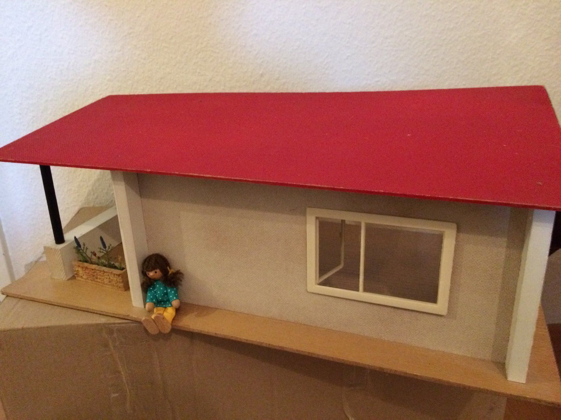 Case e mobili per bambole: Puppenhaus möbliert, original ca 1970 – Usato da Zürich venduto da suschi04 2