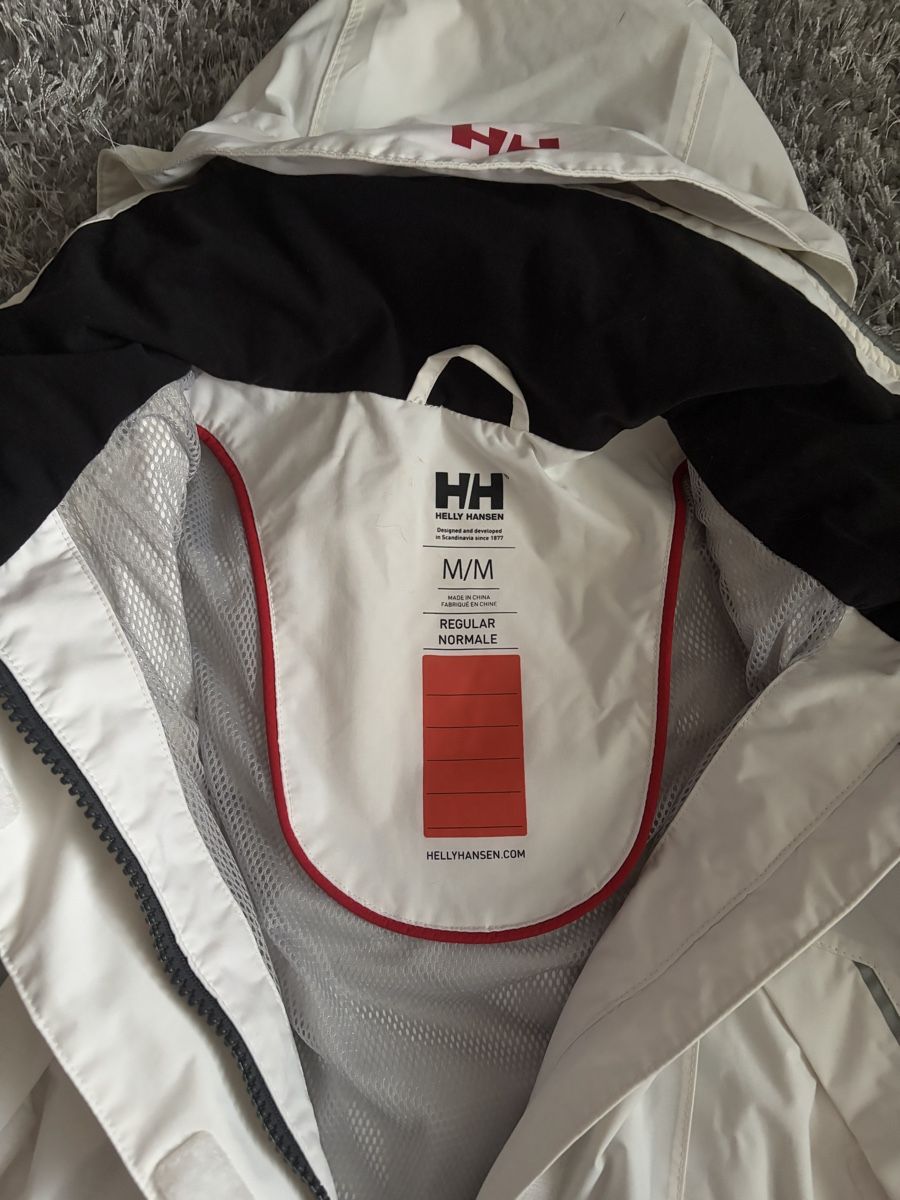 Helly Hansen Jacken: Helly Hansen Jacket M Waterproof Windproof – Gebraucht aus Brislach von edu_t6pq 5