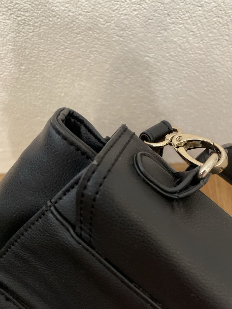Guess Borse: Guess Handtasche, Schwarz – Usato da Basel venduto da Blumi_13 3