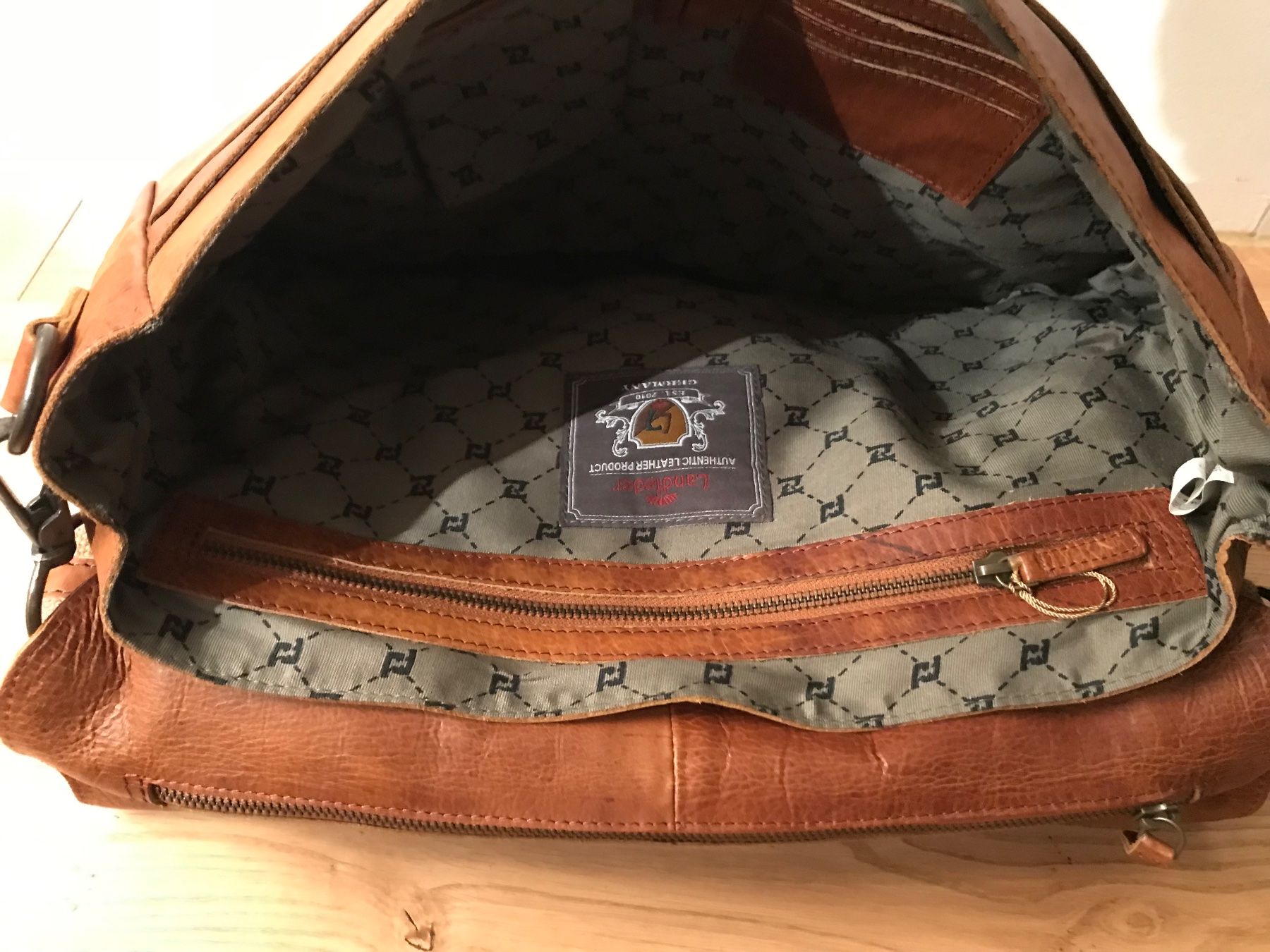 Borse: Tasche aus Leder – Nuovo (secondo la descrizione) da Küsnacht ZH venduto da Quiti 2
