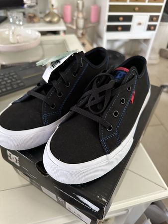 DC sneakers 38