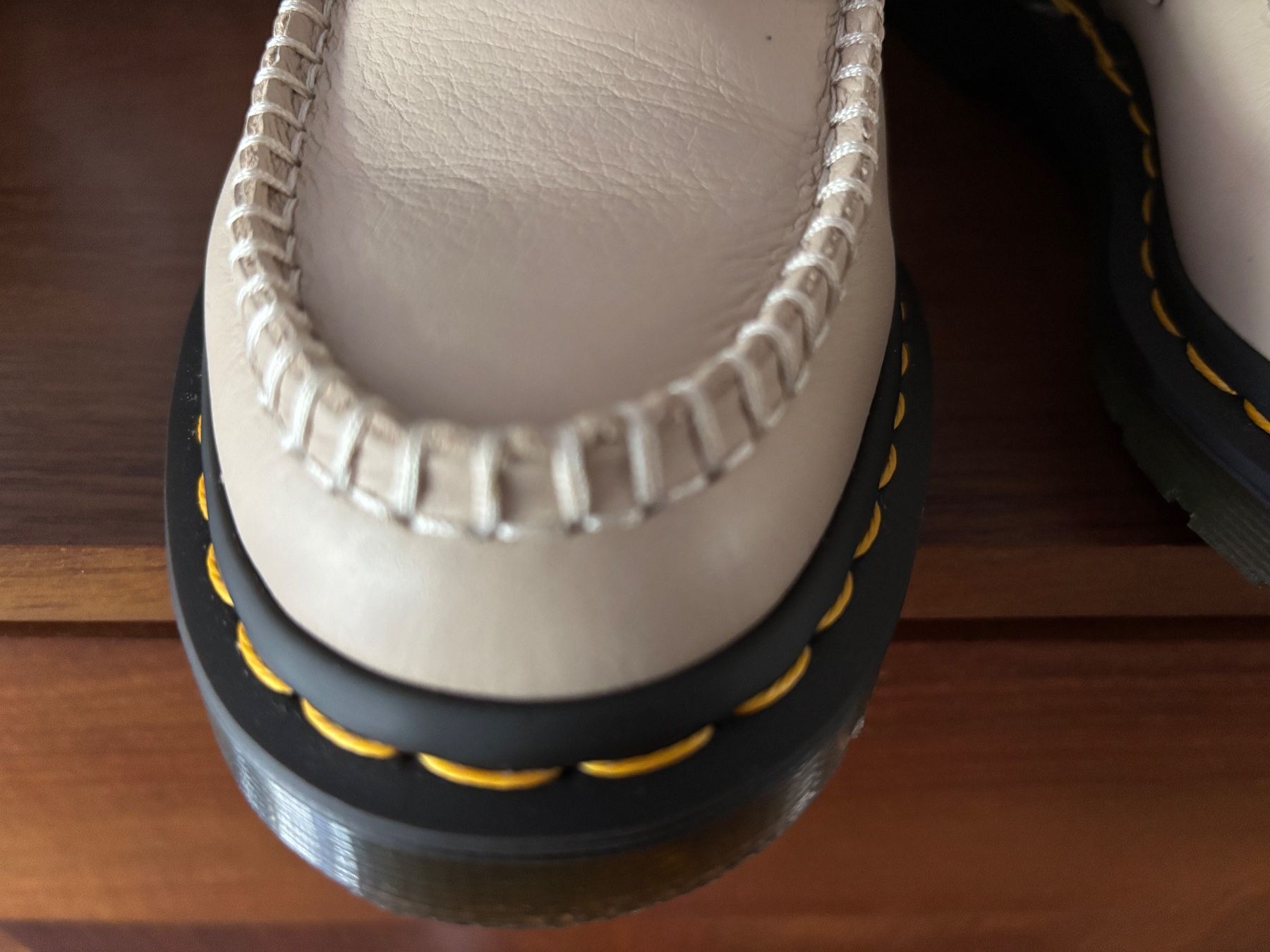 Dr. Martens Damenschuhe: Dr. Martens Loafer Adrian – Neu und originalverpackt aus Zürich von STYLEHAUS 4