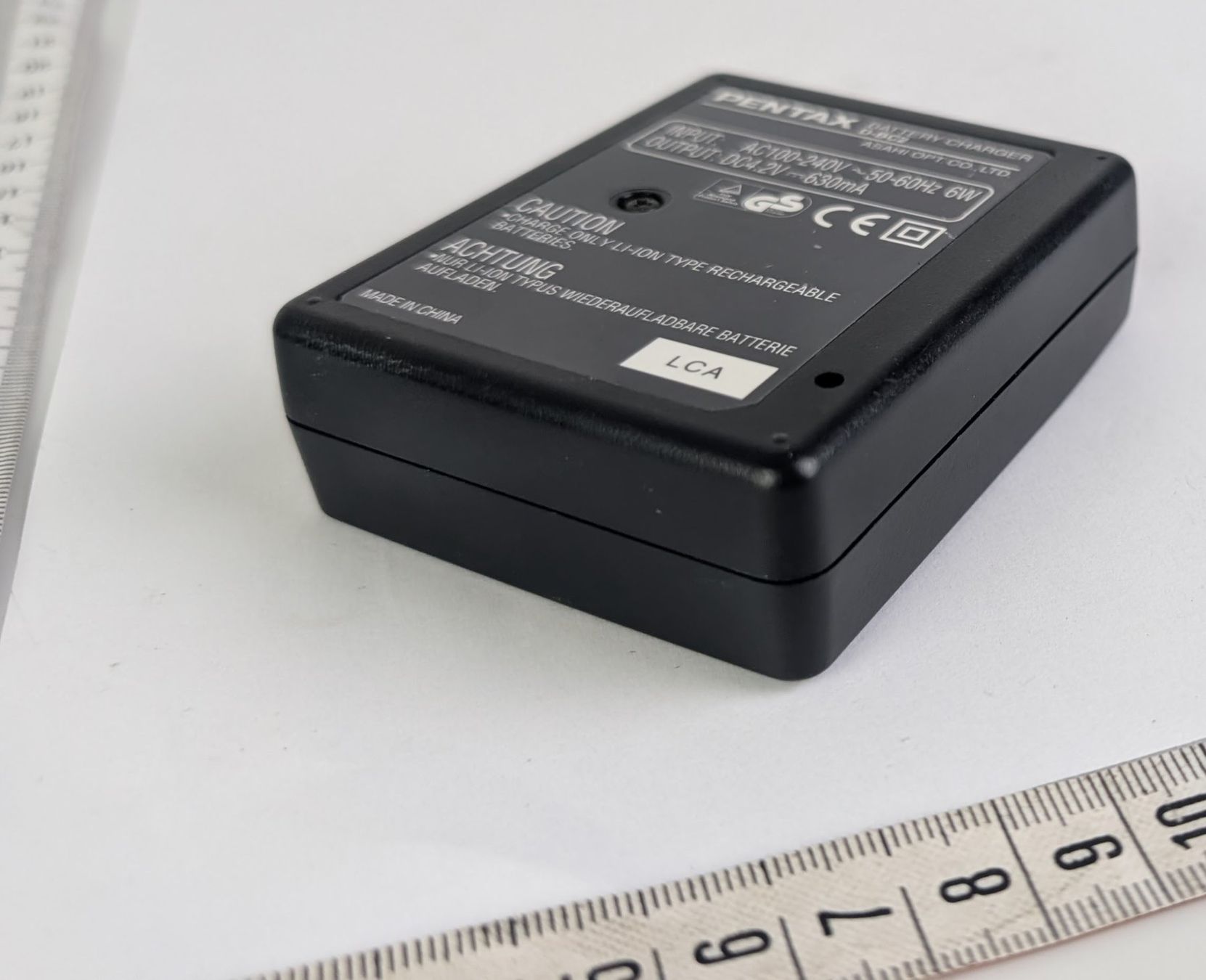 Pentax Altri Accessori: Pentax D-BC2 Akku Ladegerät - Top Zustand – Usato da Zürich venduto da axolottchen 4