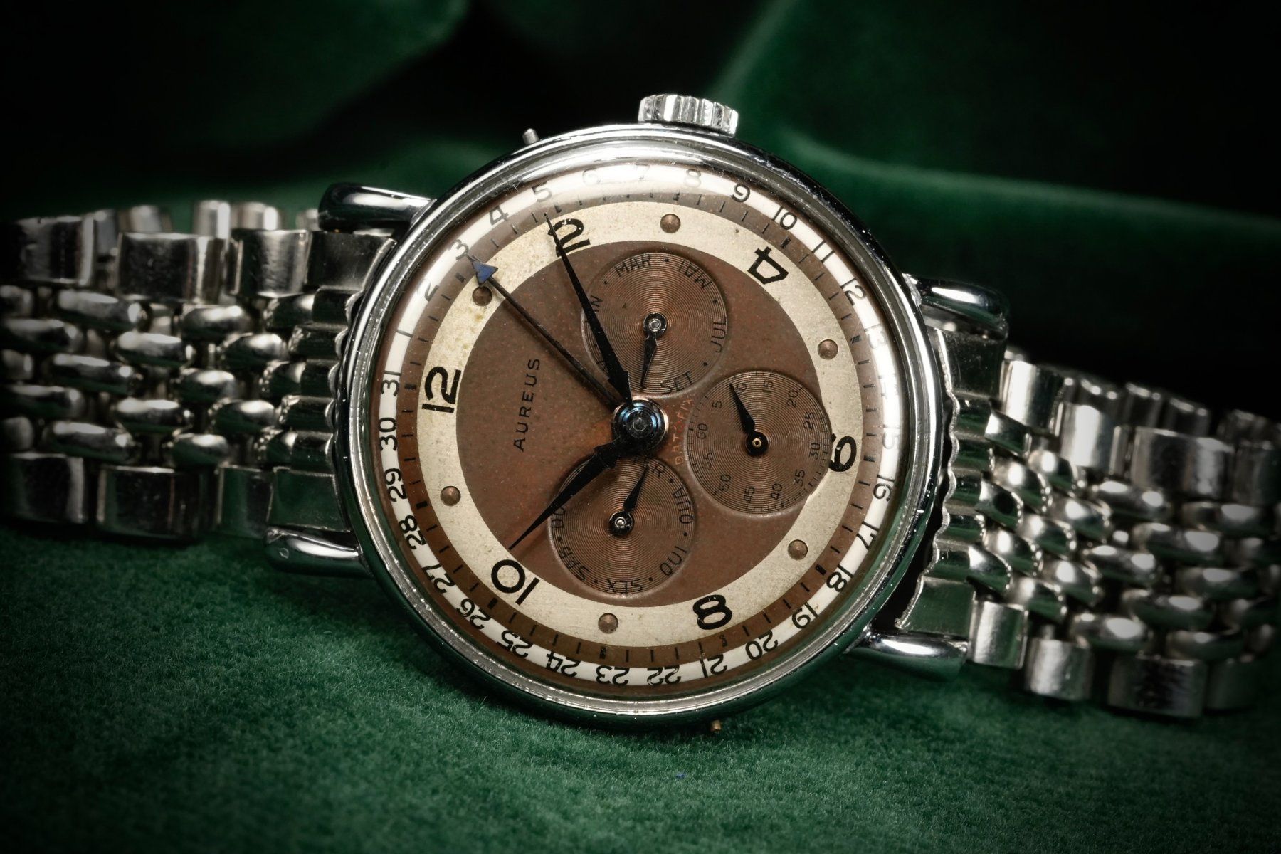 Record Orologi: Aureus - Record - Datofix Triple Date Calendar Vintage Watch – Usato da Morcote venduto da chronoservice