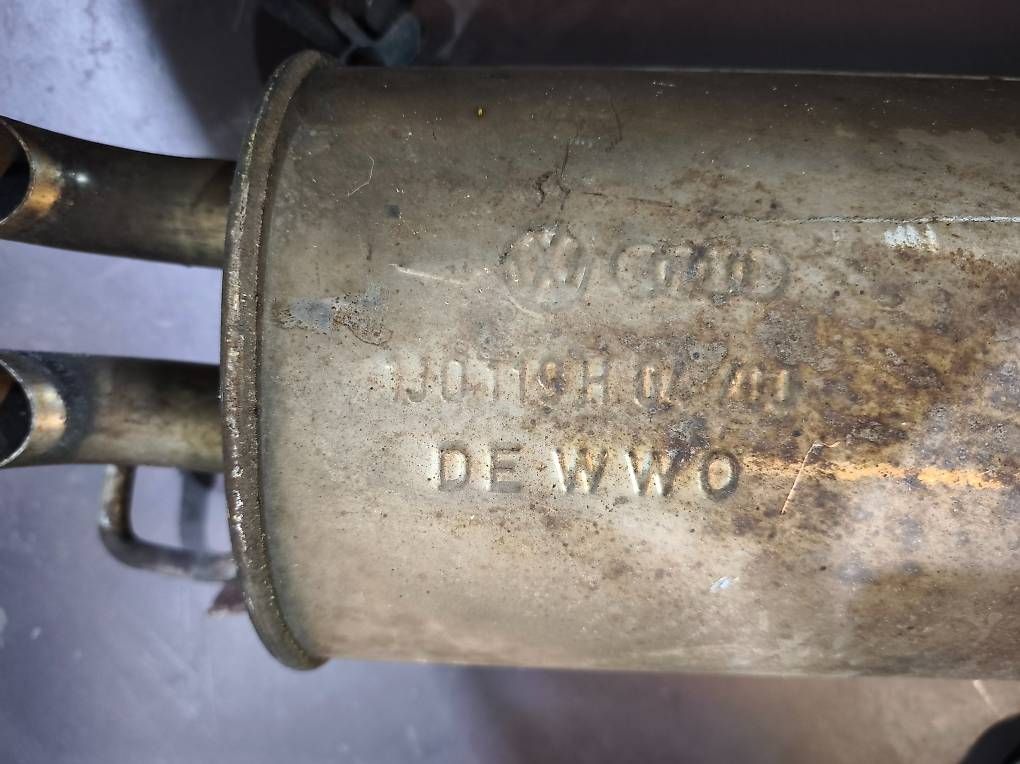 Sistemi di scarico: VW Golf 4 Auspuff. – Usato da Zihlschlacht venduto da rad_vvm9 3