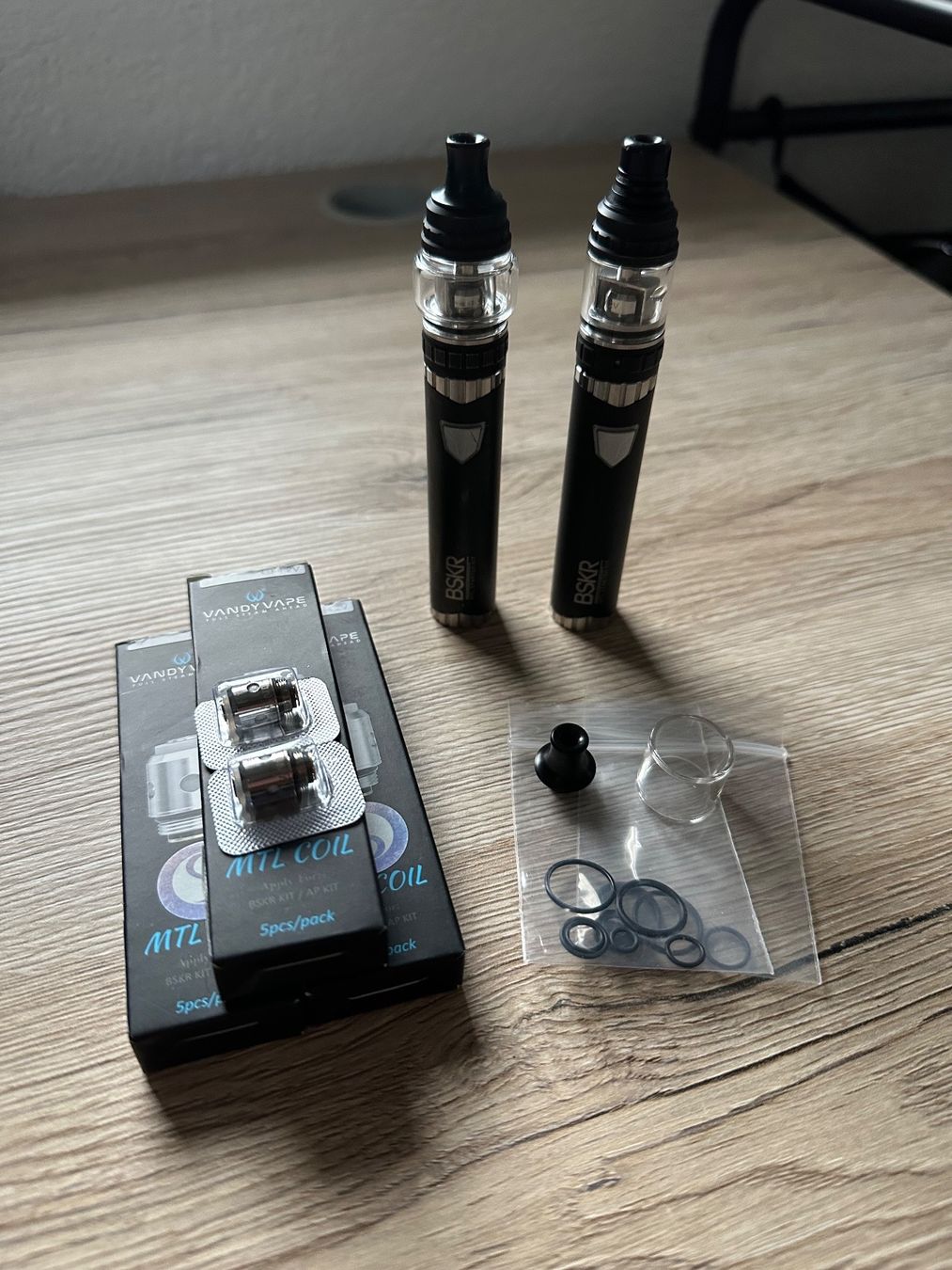 Berserker MTL Starter Set E-Zigarette / Vaper (Gebraucht) in Mauren für CHF  28 – mit Lieferung auf Ricardo kaufen