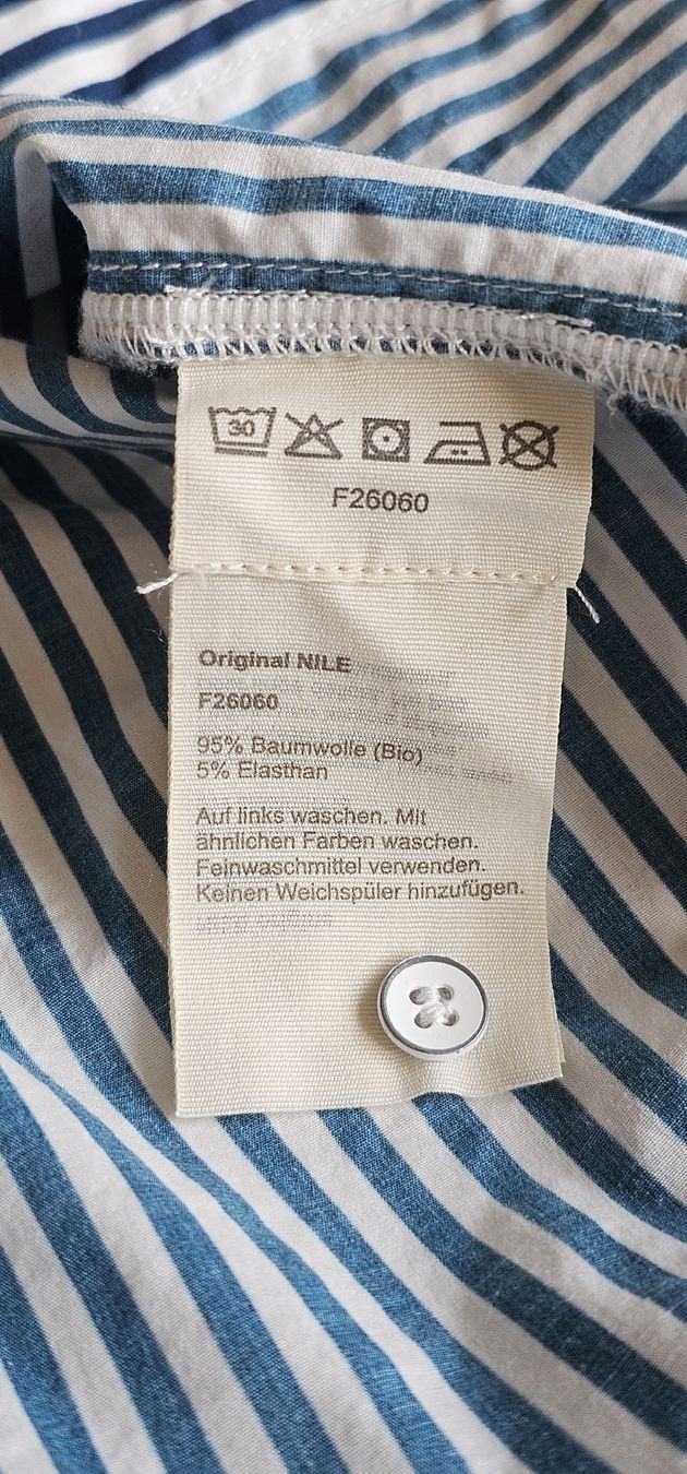 Nile Camicette: Nile Bluse, Grösse M, neuwertig – Usato da Kollbrunn venduto da Antikmann 7
