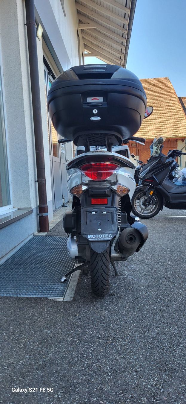 Honda Scooter: Honda PCX 125 – Usato da Bättwil venduto da paul74 2