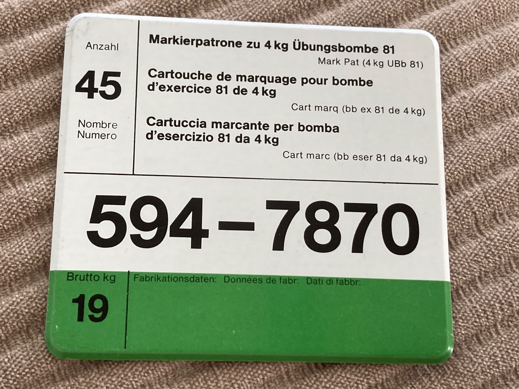 Schweizer Armee Insegne: MUN Schild - Mark Pat zu 4kg UB - Schweizer Luftwaffe – Usato da Brütten venduto da Hst1