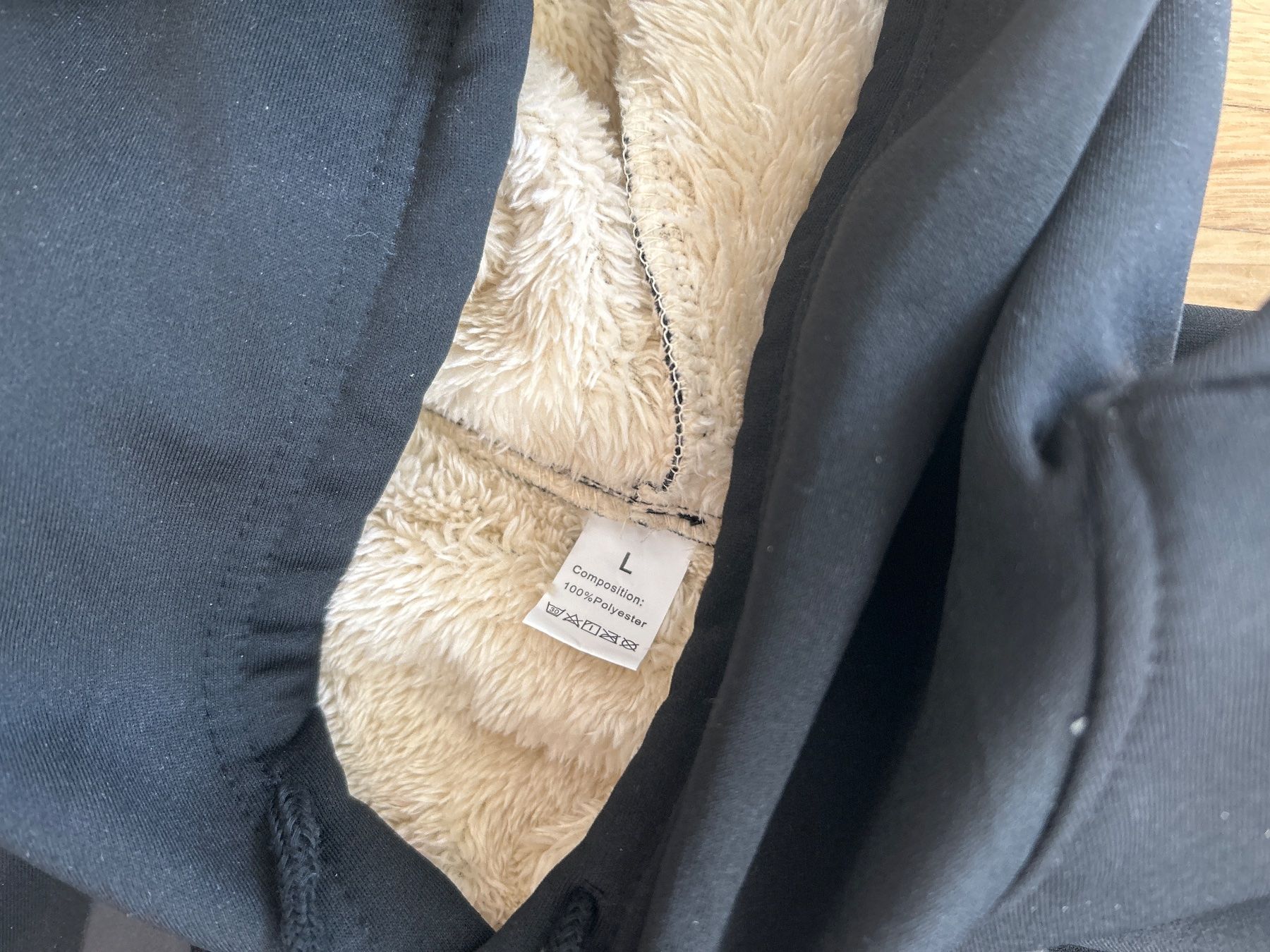 Maglioni & Felpe: Hoody – Usato da Schwerzenbach venduto da Thoeny1 1