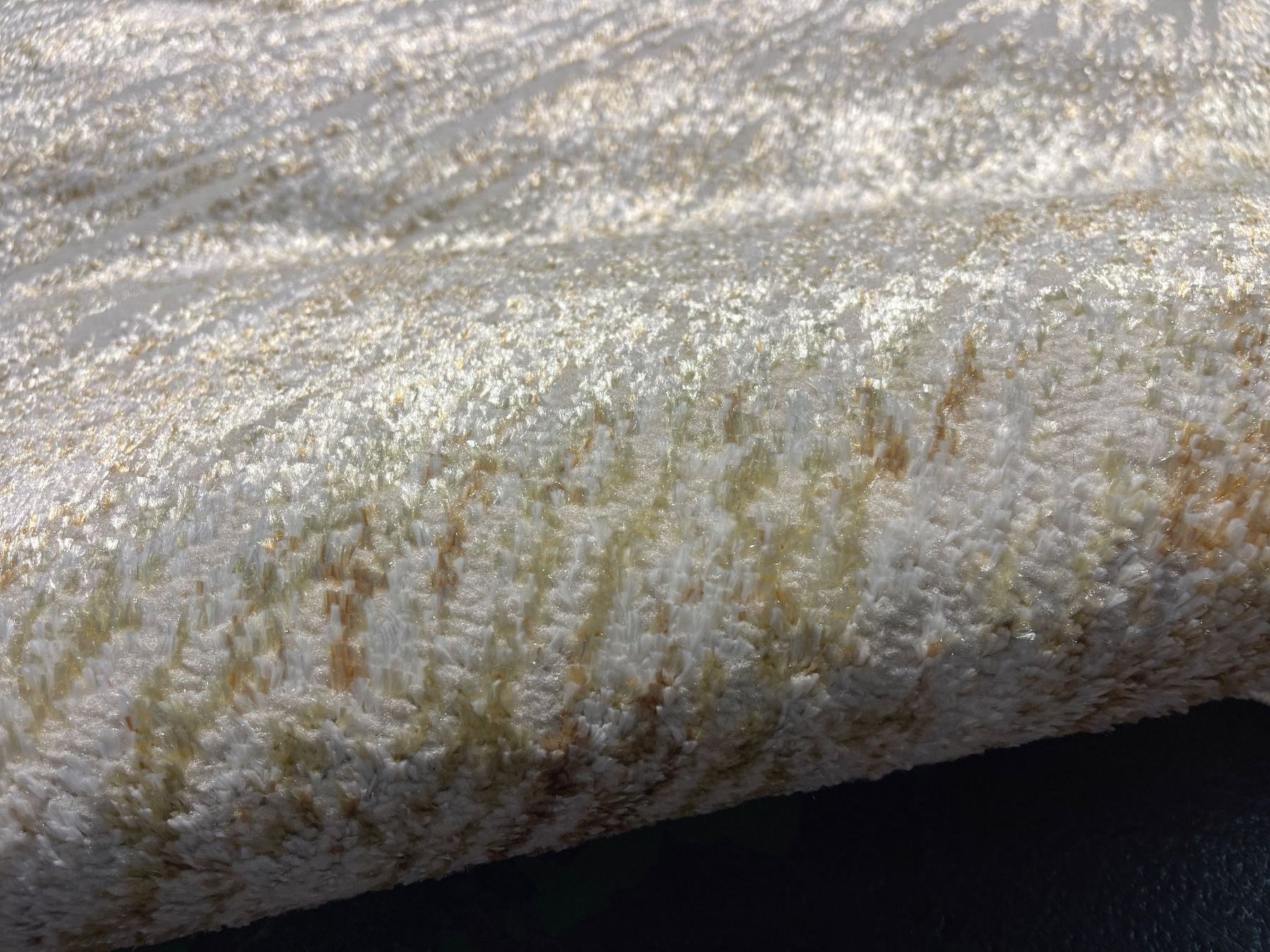 Teppiche: TEPPICH – Neu (gemäss Beschreibung) aus Zürich von NE-0 3