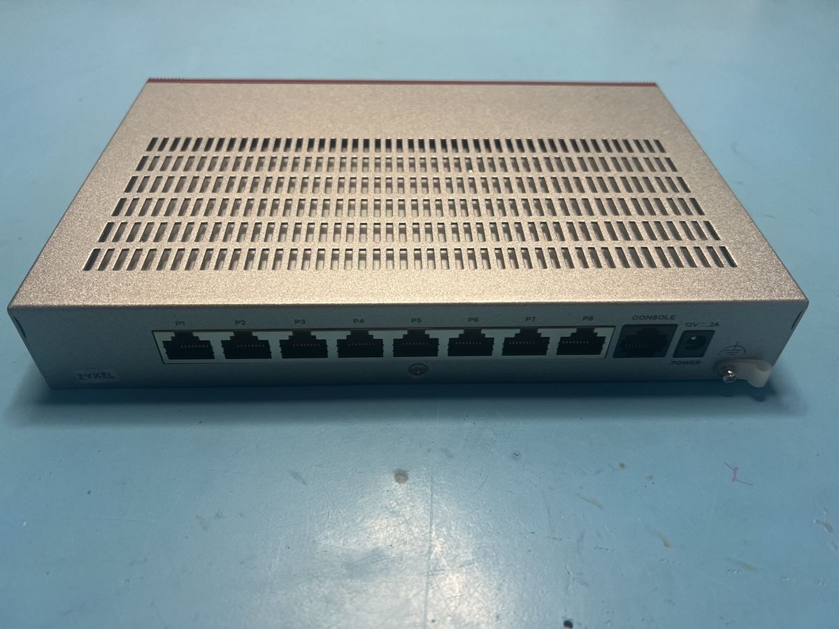 Zyxel Firewall: Zyxel ZyWALL USG Flex 100 – Usato da Zürich venduto da 2008andreas 1