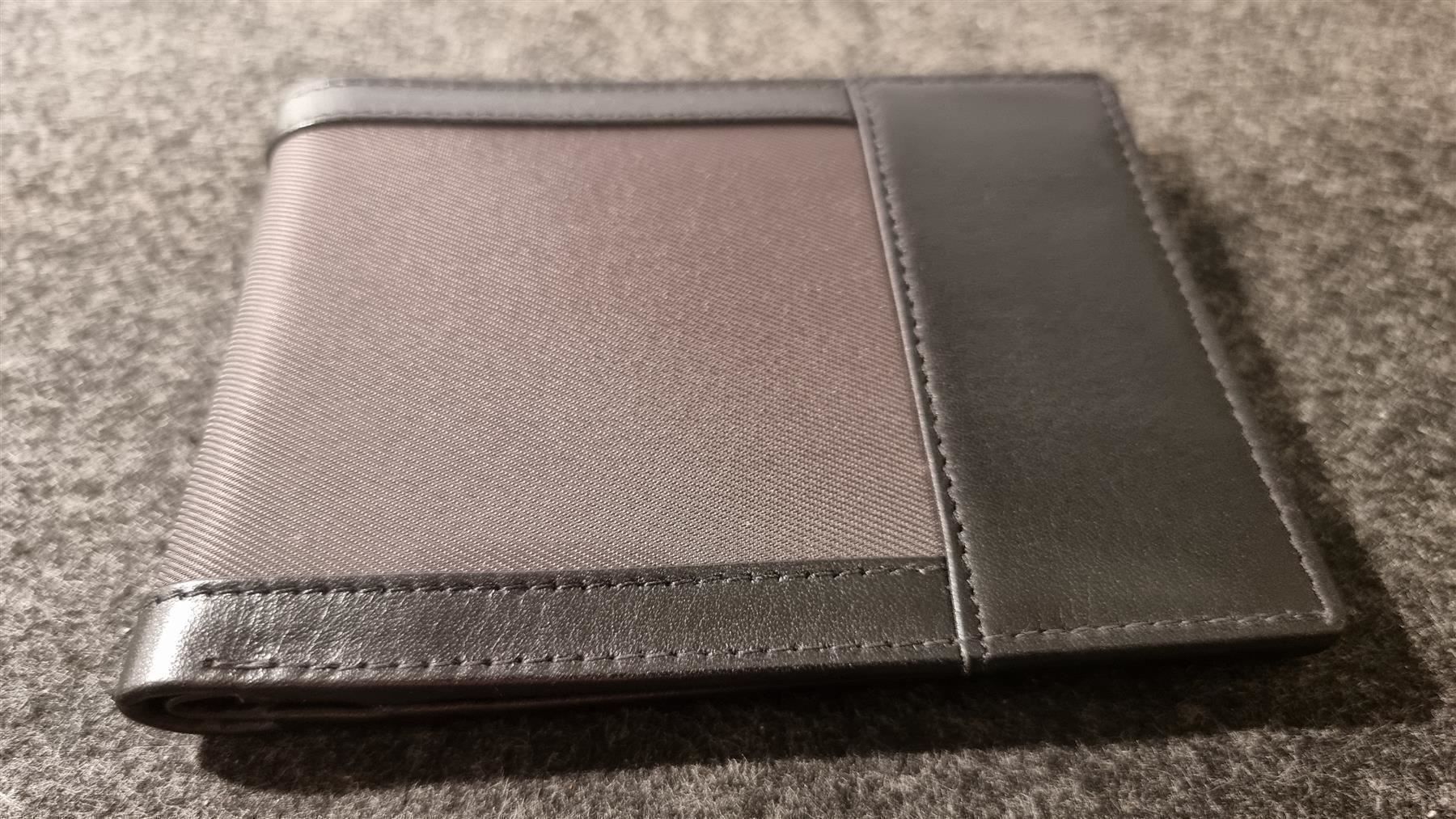 Brieftaschen: Portemonnaie aus Leder schwarz – Neu (gemäss Beschreibung) aus Rebstein von James-Dean