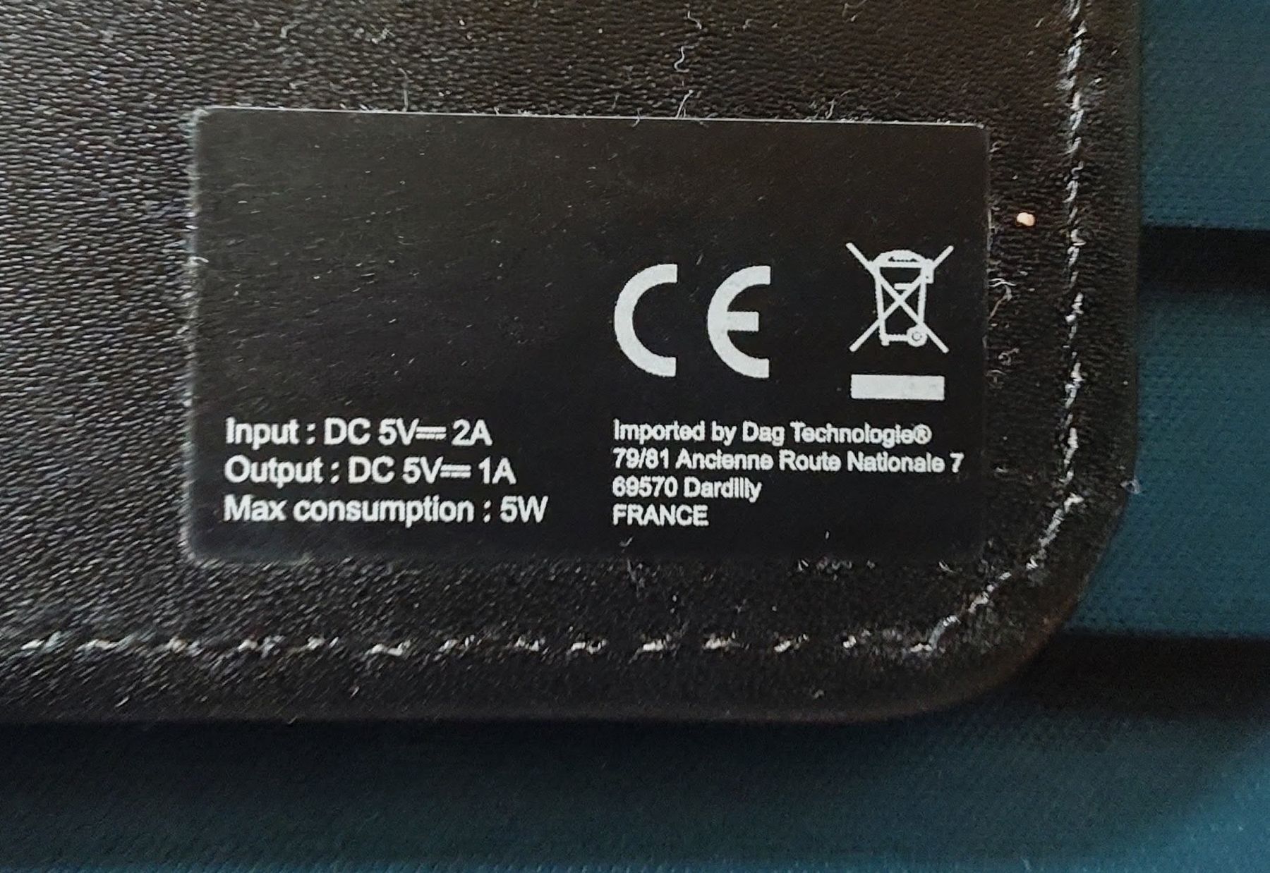 Mausmatten: Mauspad mit integriertem Qi Wireless Charger – Neu (gemäss Beschreibung) aus Ennetmoos von Faders 5