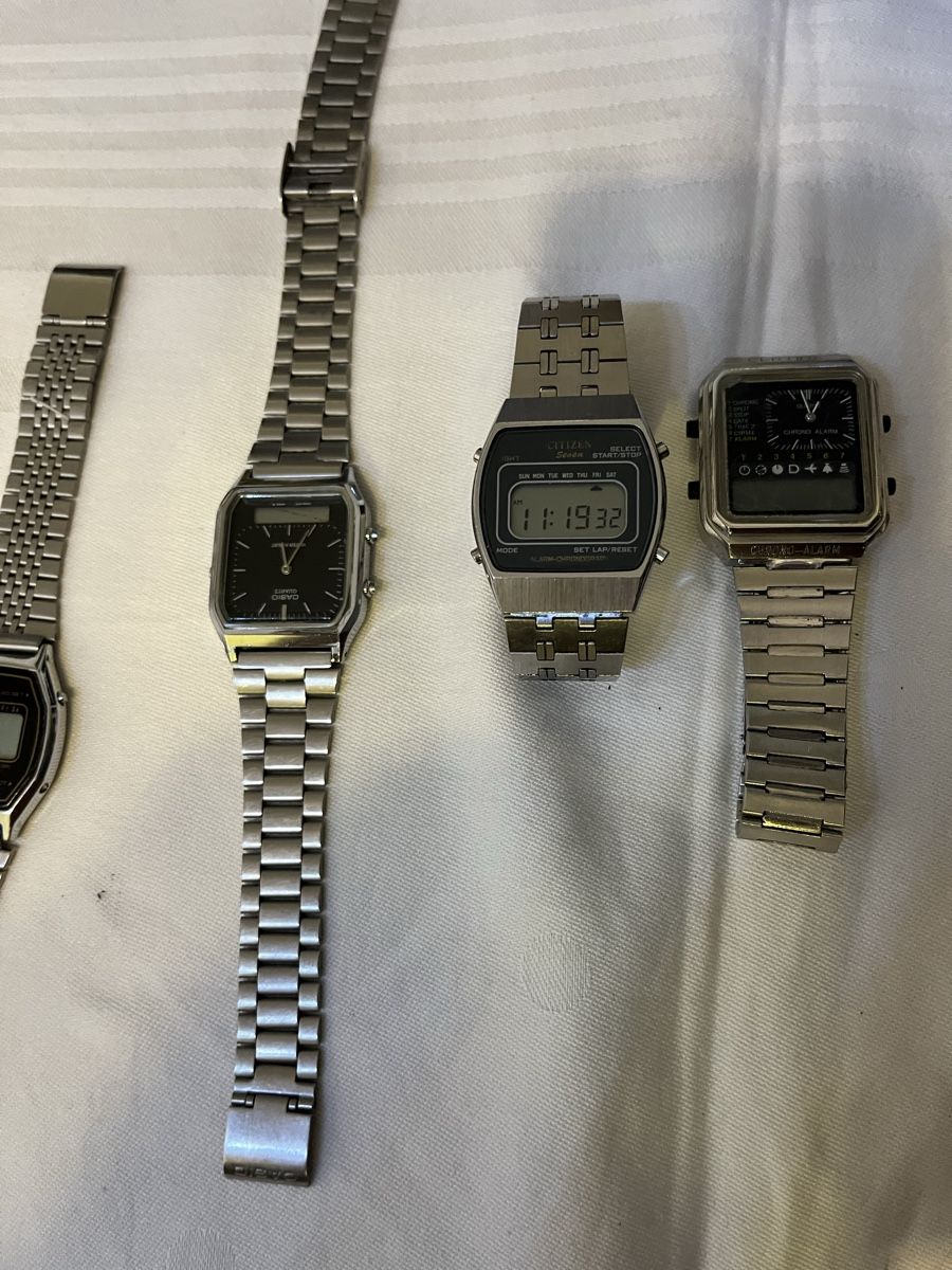 Orologi: O montres LCD  – Usato da Neuchâtel venduto da wyl_zxp8 3