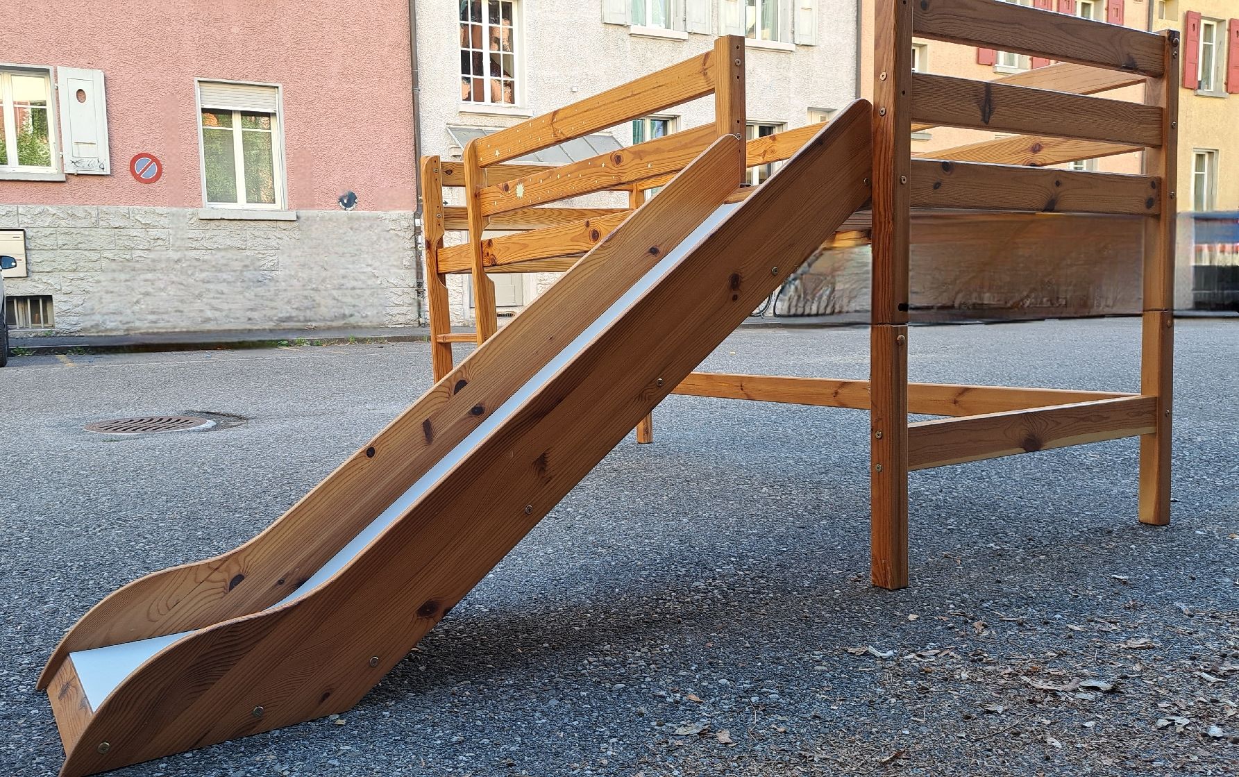Letti: Kinderbett mit Rutsche – Usato da Bern venduto da Jespah 2