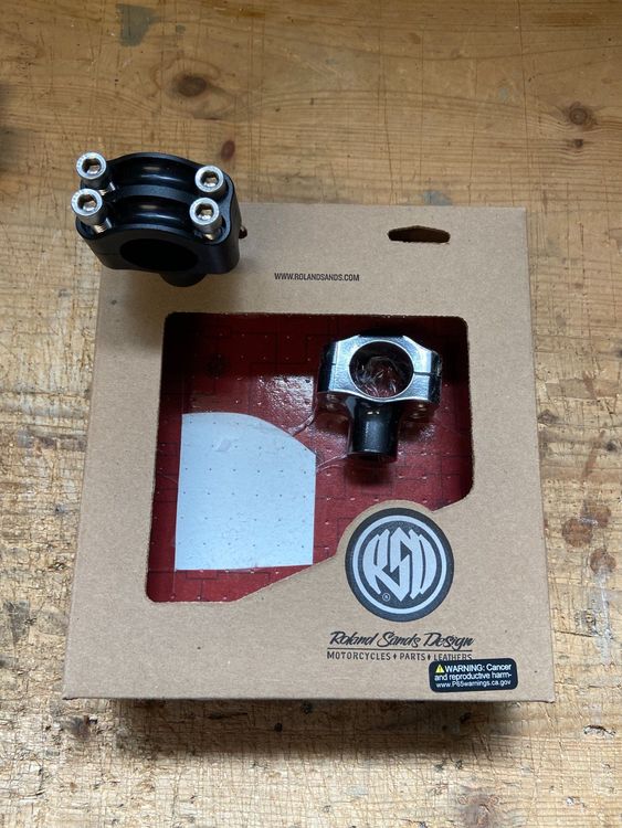 Harley Riser / RSD Nostalgia 4 Schrauben 1.5
