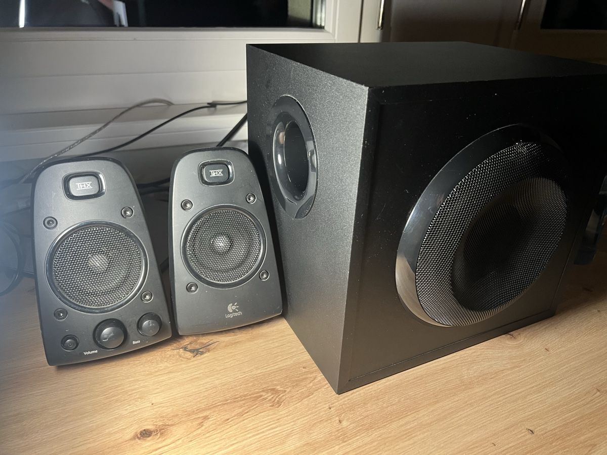 Logitech Haut-parleurs: Lautsprecher System Z623 Logitech – D'occasion à Bütschwil par mar_6zbv