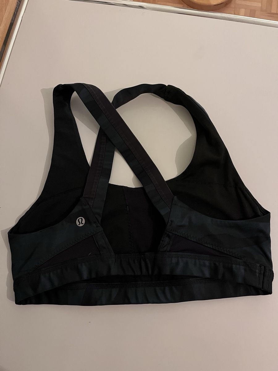 Lululemon Top: Sport BH von Lululemon – Usato da Allschwil venduto da christlvonderalm 2