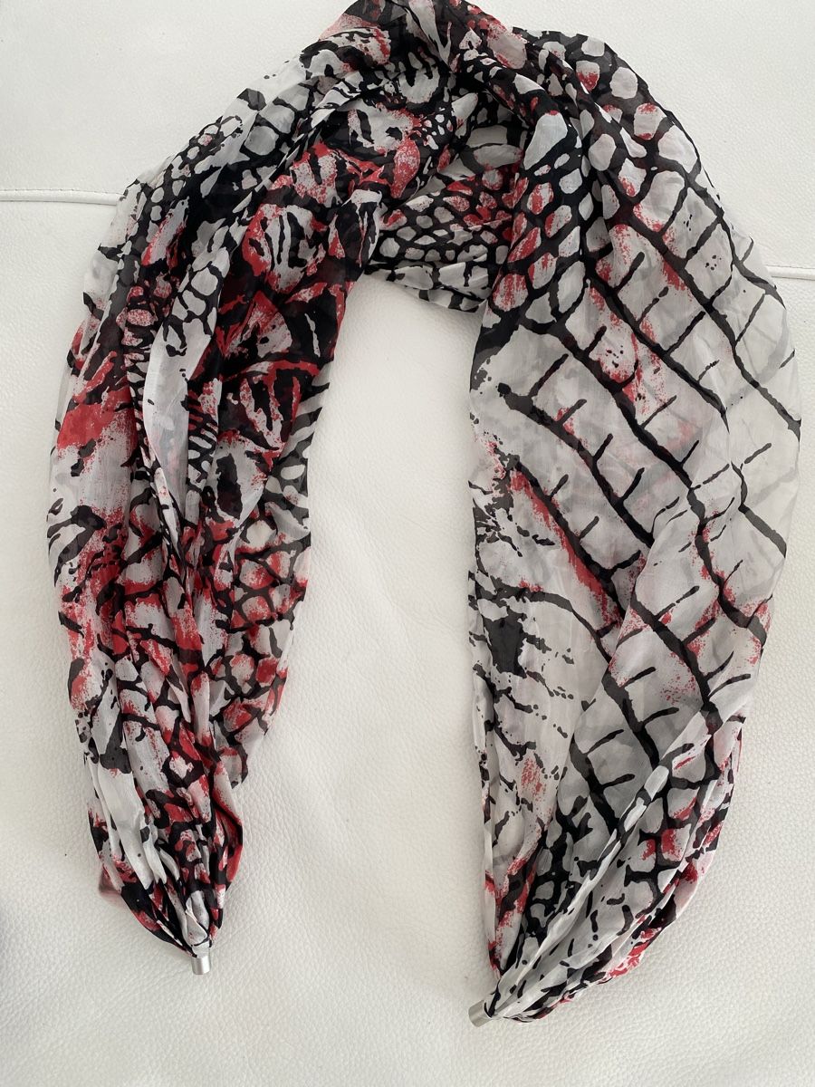 Foulards, Tücher & Schals: Seiden Loop 🌸 – Gebraucht aus Opfikon von Luis144 1