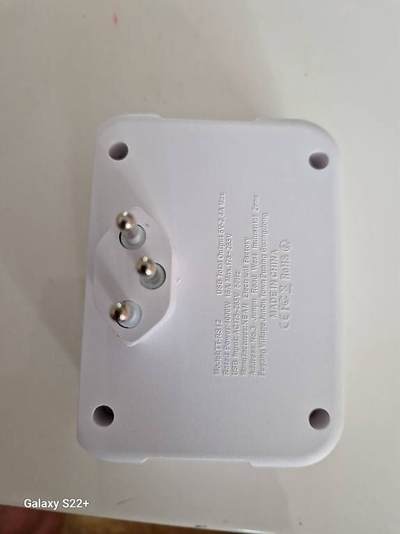 Stecker: Kompakte 7 in 1Steckdose mit dieverse Anschlusse – Gebraucht aus Flawil von Adem114 1