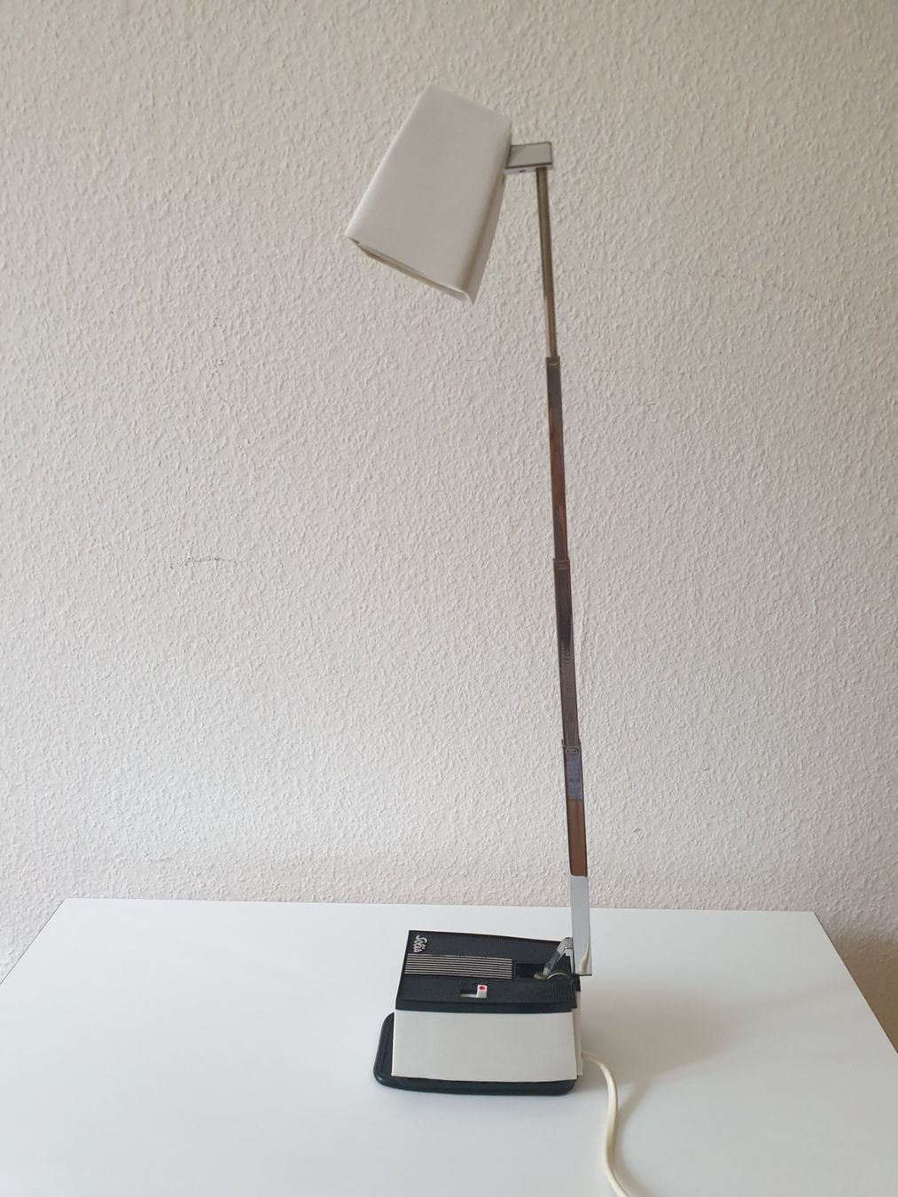 Lampade: Solis 69  Typ 80 Teleskopleuchte weiss – Usato da Zürich venduto da reciclista 2