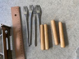 4 neue Fonduegabeln für Picknick inkl. Alpendose Halter