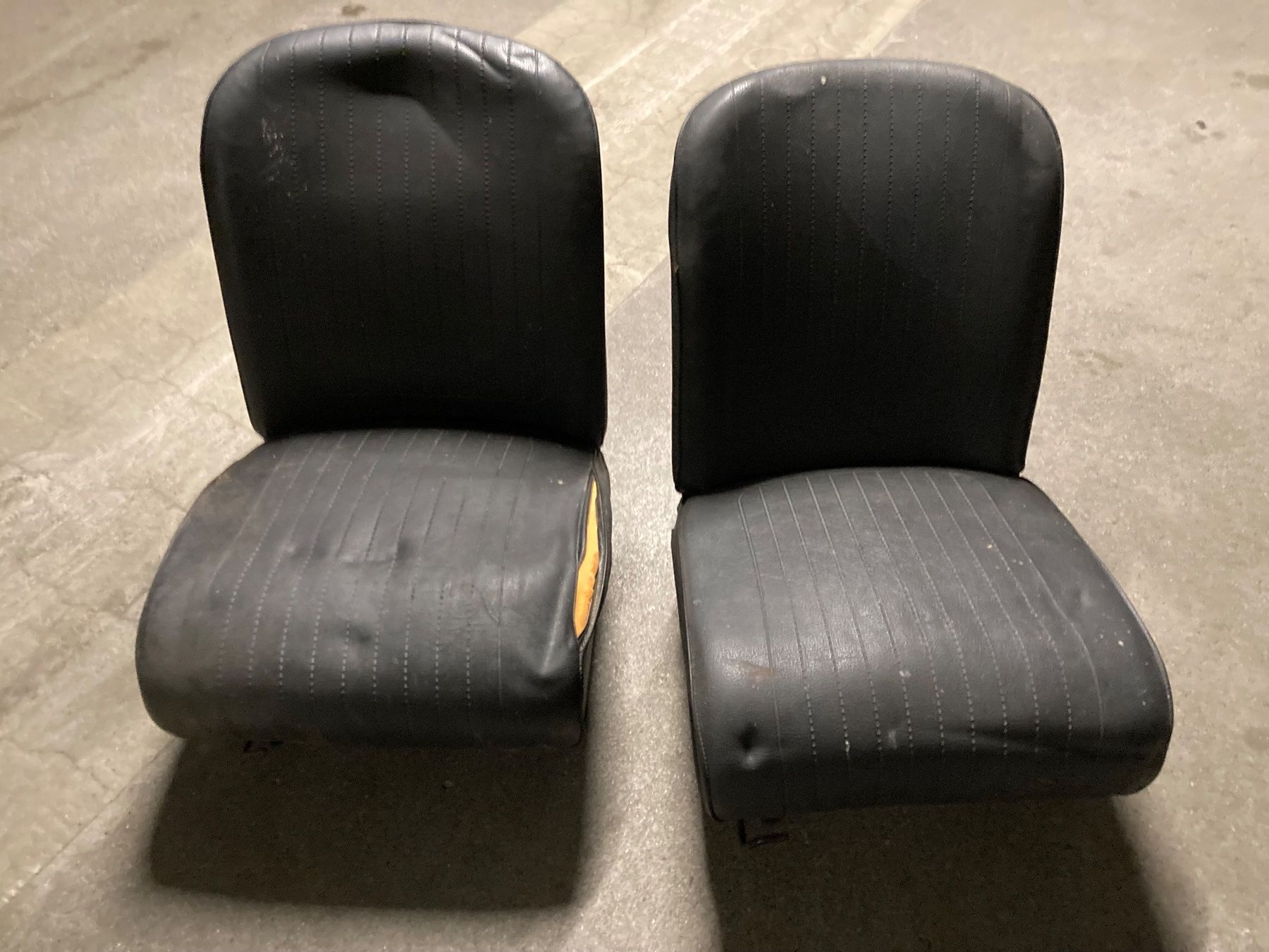 Fiat Tutti pezzi di ricambio auto: Fiat 126 sièges et banquette noire – Usato da Versoix venduto da Jeannot57