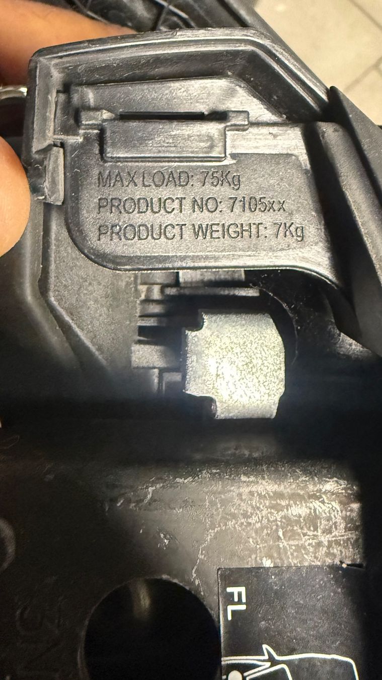 Thule Portapacchi: Thule dach Träger – Usato da Riehen venduto da K58 8