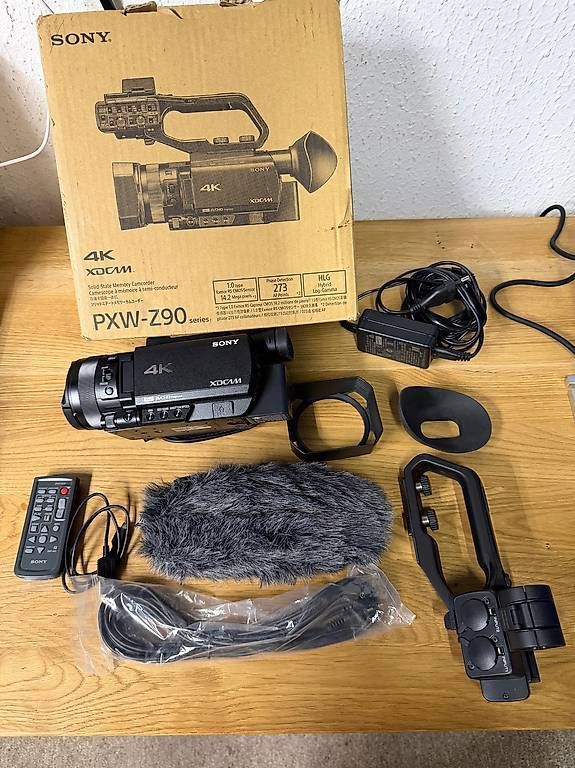 Camcorder: Caméra Pro 4K Sony PXW-Z90  – Gebraucht aus Genève von aa6_w8ml