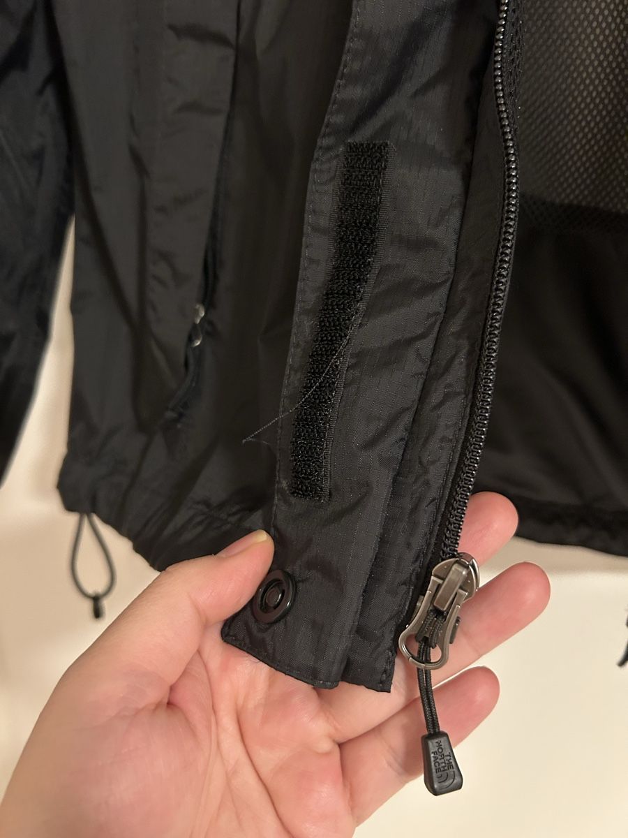 North Face Jacken: The North Face Women's Rain Jacket - Size S - Black 🌧️ (54) – Gebraucht aus Zürich von mai_sxv7 5