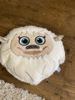 Kuscheliges Yeti Kissen, weich und neuwertig, Winterdeko