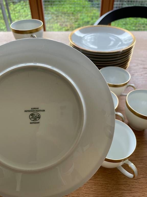 Set di piatti: Schönes Geschirrset mit Goldrand – Usato da Arboldswil venduto da son_h59c 2