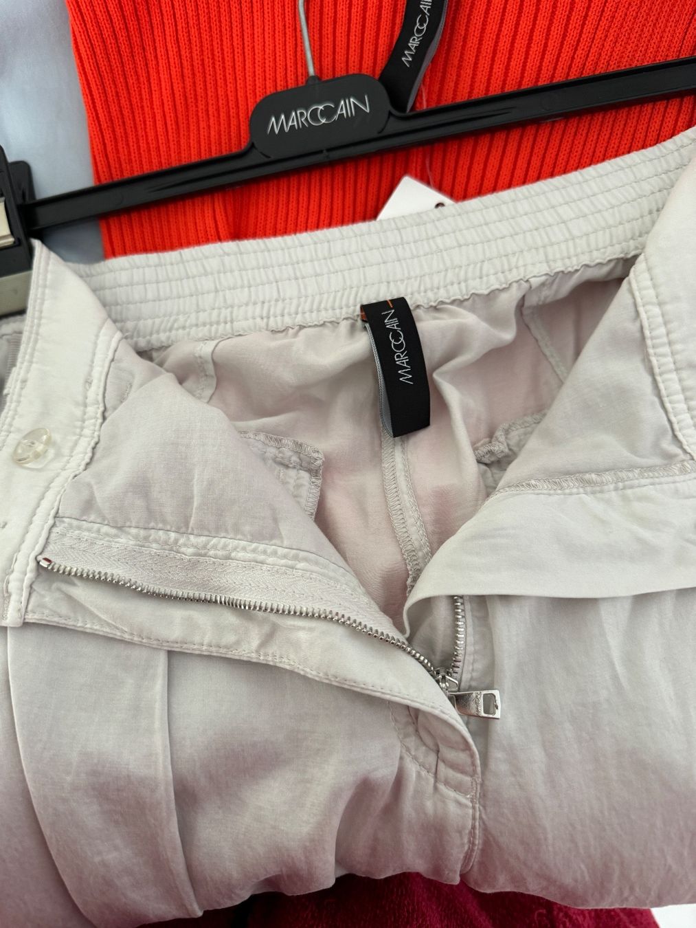 Marc Cain Pantaloni: Marccain Hose Seide Damen  N5 L – Nuovo e nell'imballaggio originale da Volketswil venduto da praxis12 4