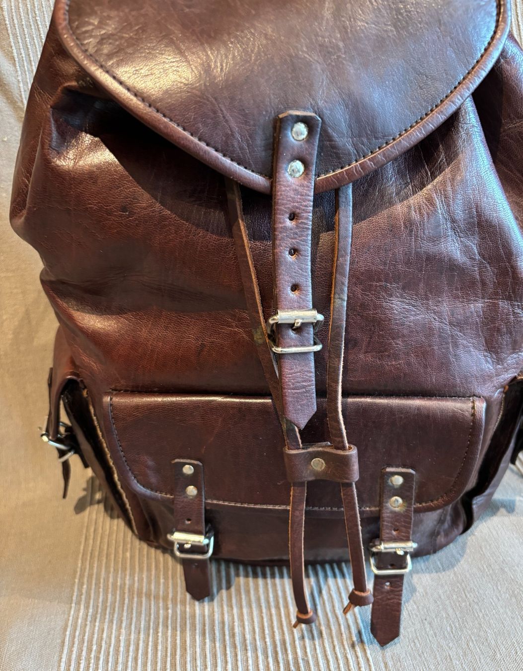 Zaini: Leder Rucksack dunkelbraun – Usato da Bern venduto da Chraebu2 6