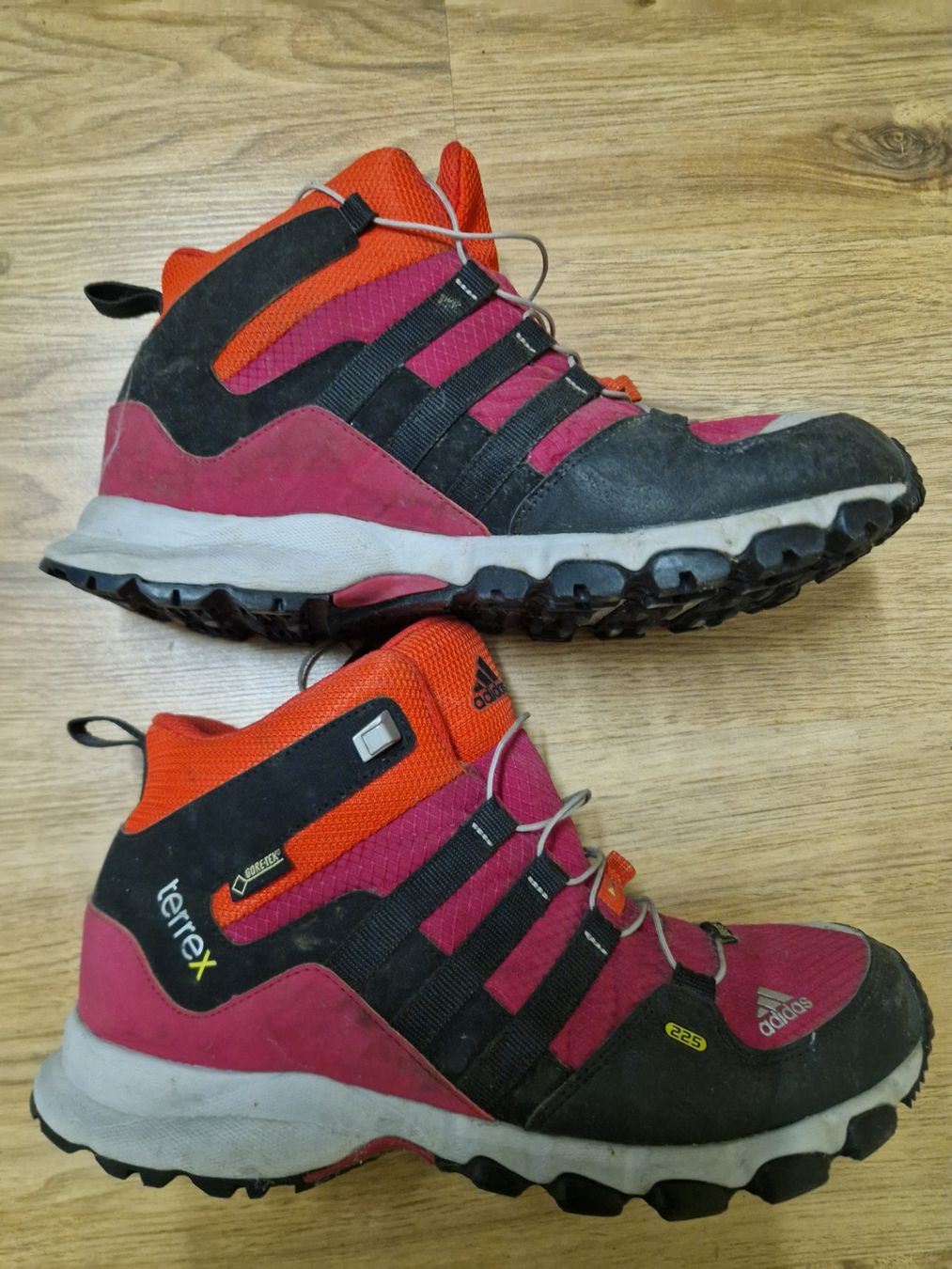 Adidas Scarpe da donna: Adidas Terrex Wanderschuhe Gore-Tex Gr.39 – Usato da Münsingen venduto da Geeskile 5