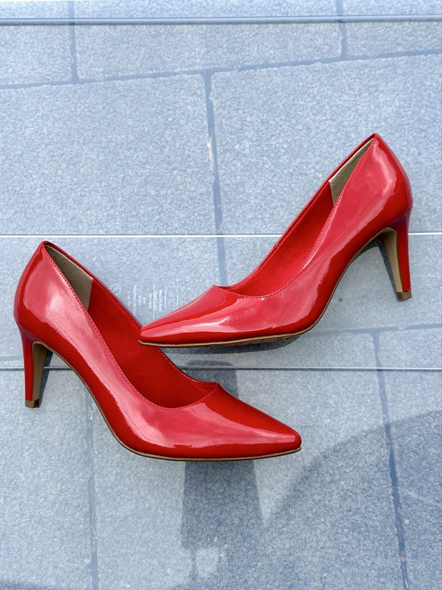 Scarpe da donna: 7 Paar Schuhe – Nuovo (secondo la descrizione) da Hitzkirch venduto da NiCia. 6