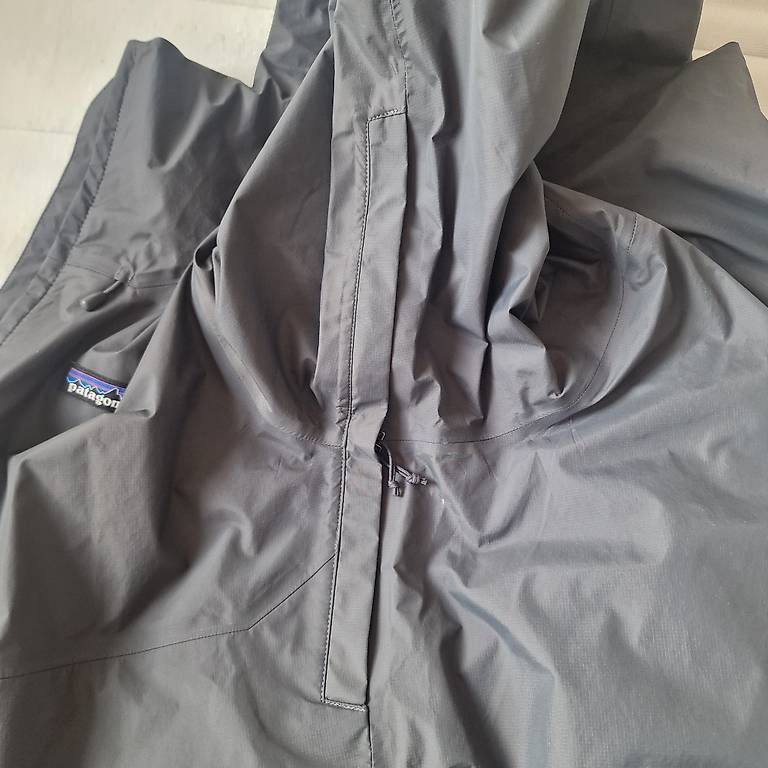 Jacken: Patagonia Torrentshell 3L Rain Jacket  Gr. L – Gebraucht aus Beinwil am See von hei_v2s7 1