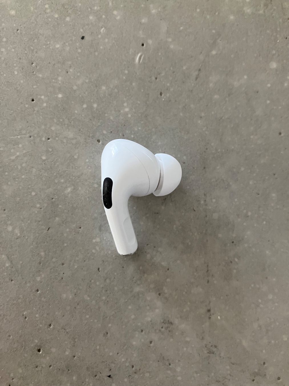 Apple Cuffie: AirPod Pro 1 Rechts – Usato da Lausanne venduto da mr.v 1