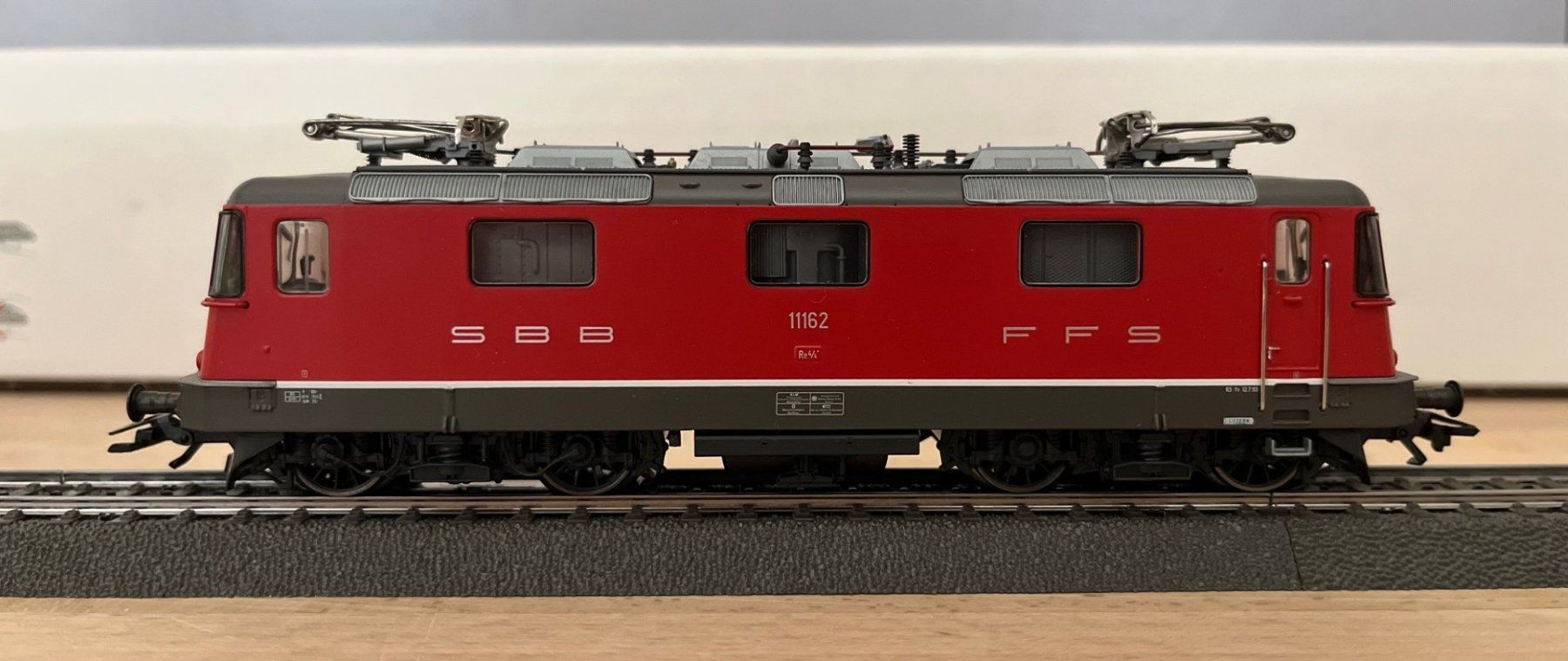 Märklin Modelleisenbahnen: SBB Re 4/4 Märklin - AC digital – Gebraucht aus Winterthur von dond1 1