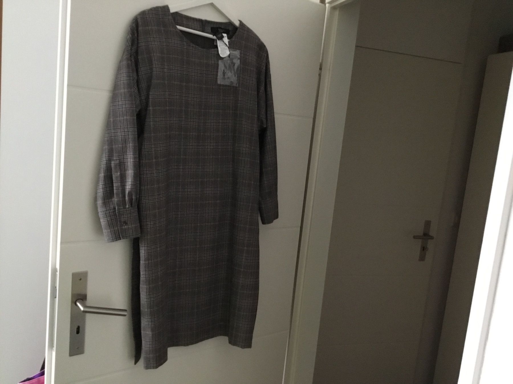 Max Mara Vestiti: Max Mara Kleid Neu NR 38 – Nuovo e nell'imballaggio originale da emmenbrücke venduto da pamelaz