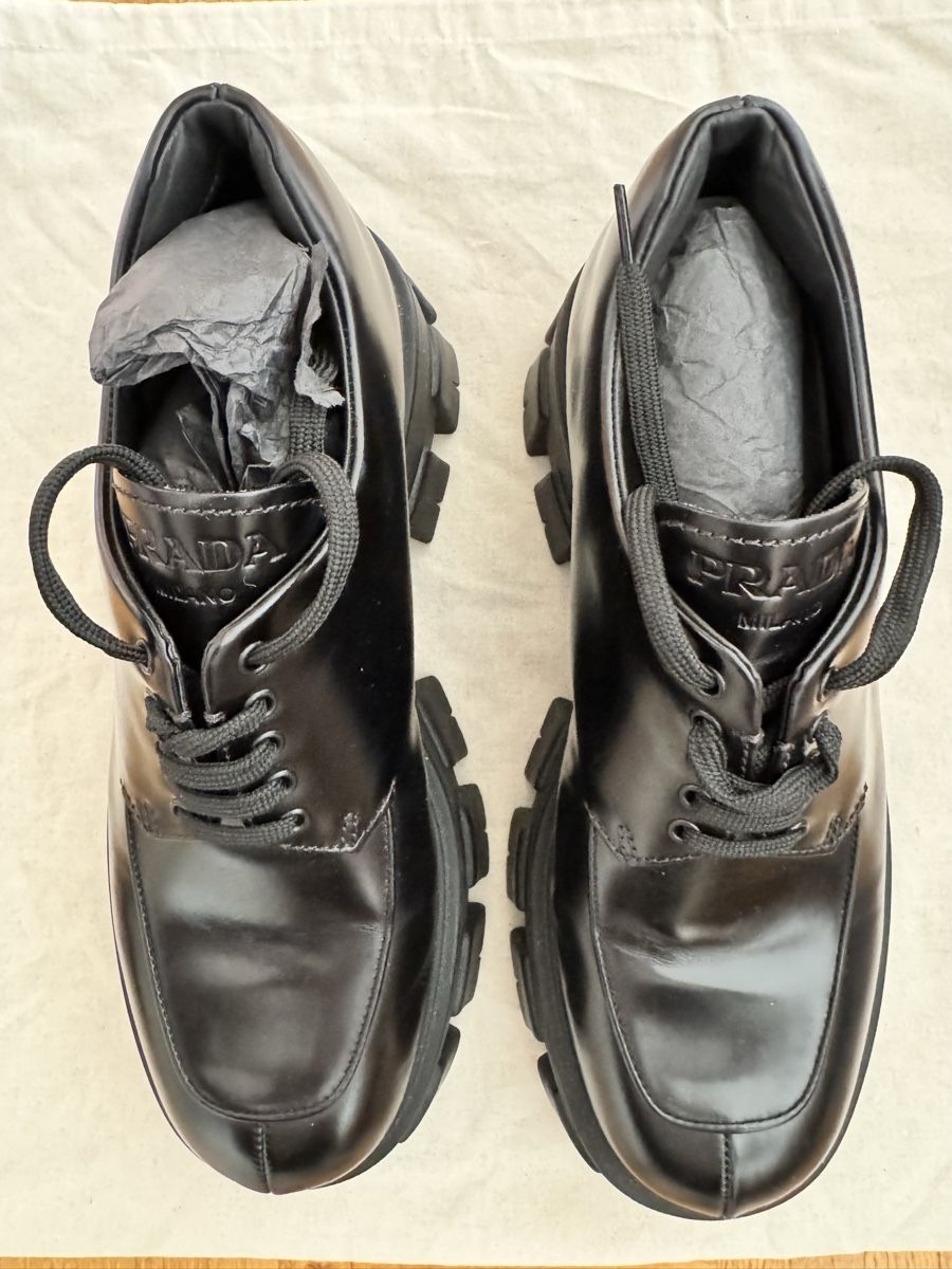 Prada Scarpe da donna: PRADA MONOLITH LACE UP SHOES – Usato da Zürich venduto da won_b75s