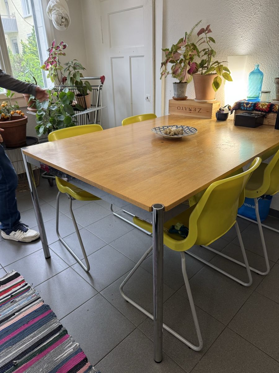 Tische: Original USM Haller Table – CHF 100 – Gebraucht aus Zürich von dav_7hgp 2